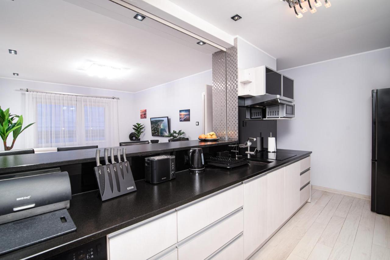 Apartament W Helu Exterior photo